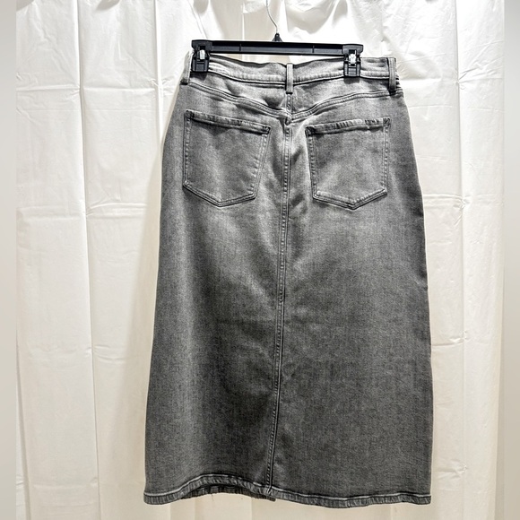 a.n.a Embellished Womens High Rise
Stretch Fabric Denim Skirt With Rhinestones - Picture 5 of 5